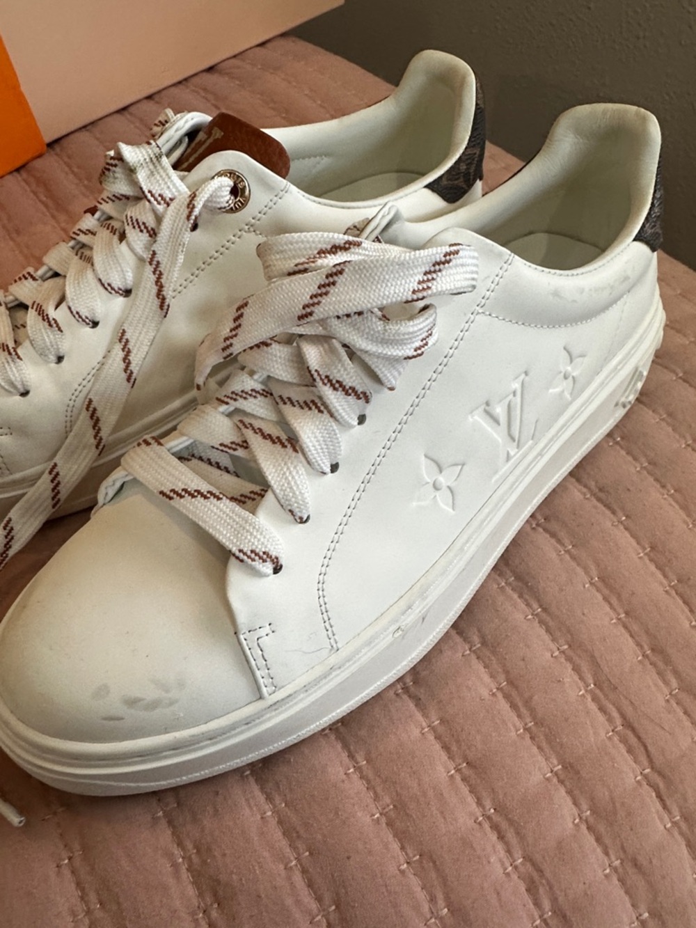 Louis Vuitton White Leather Sneakers with Brown Monogram Detail - Picture 4 of 9